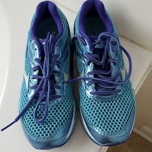 Mizuno Wave Enigma 5 New